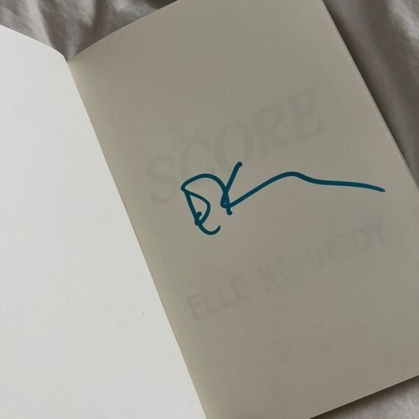 The score signed special edition hello lovely box - Image 3