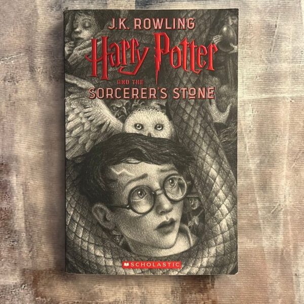 Harry Potter and the Sorcerer's Stone - Image 2