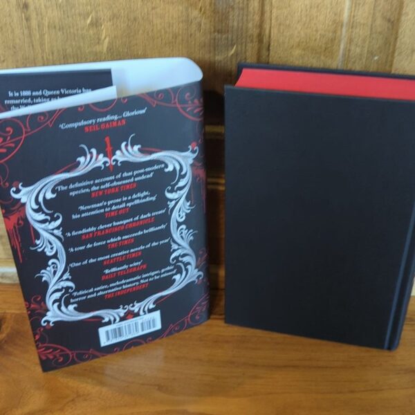 Anno Dracula Signed 30th Anniversary Edition - Image 2