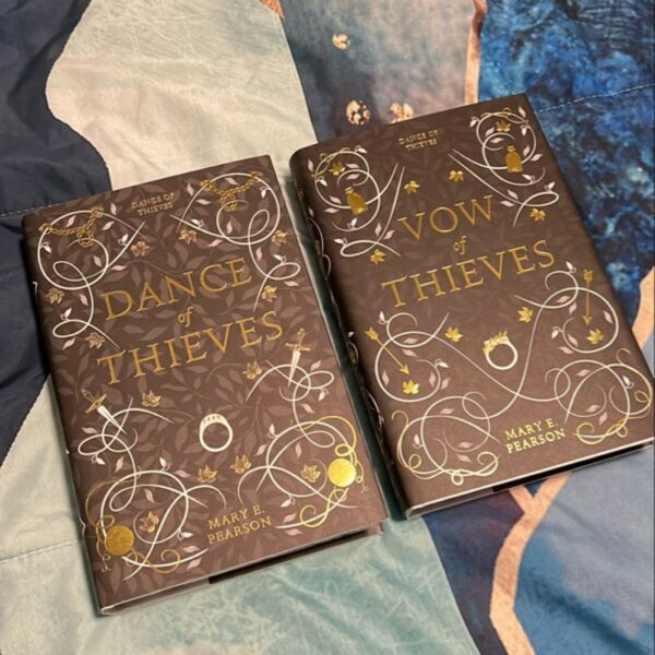 Fairyloot Dance of Thieves & Vow of Thieves